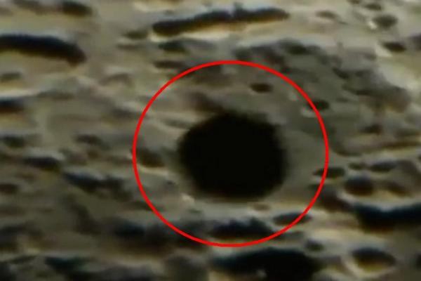 Появилось шокирующее видео, на котором корабль пришельцев бороздил просторы Луны