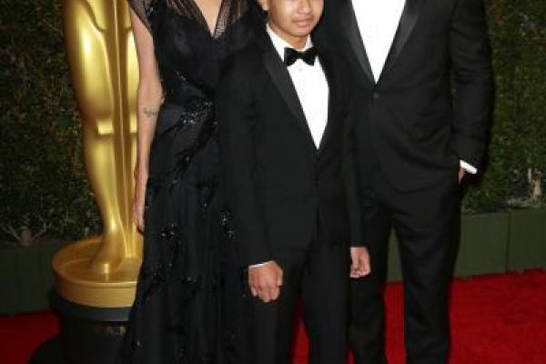 Старший сын Анджелины Джоли и Брэда Питта собирается обнародовать видео ссоры родителей