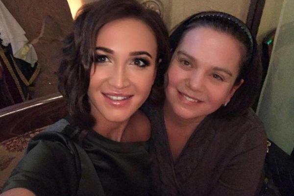 Как Бузова "залечивает раны" в Санкт-Петербурге