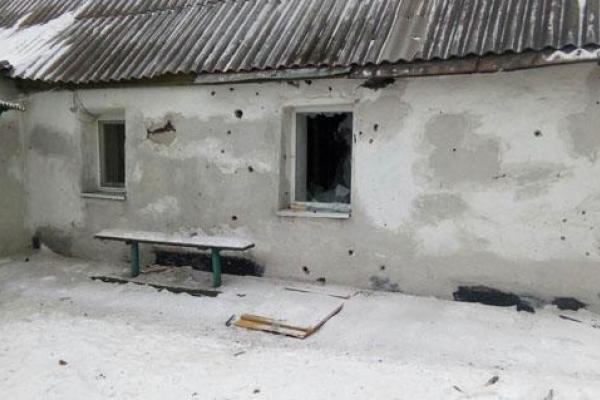 В Авдеевке снаряды оккупантов попали в дом 61-летней женщины В Авдеевке снаряды оккупантов попали в дом 61-летней женщины