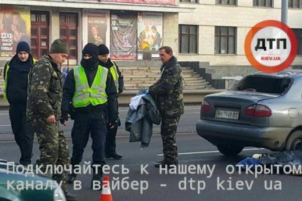 В Киеве произошло страшное ДТП: погиб молодой парень В Киеве произошло страшное ДТП: погиб молодой парень