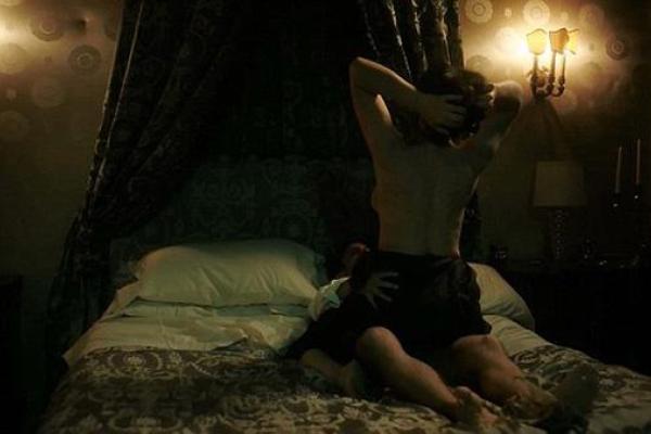 Моника Беллуччи шокировала поклонников, снявшись в откровенной сцене популярного сериала