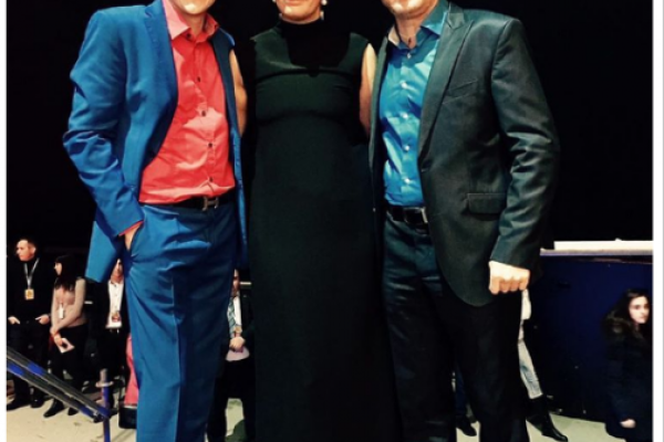 Певица Елена Ваенга шокировала зрителей странным нарядом