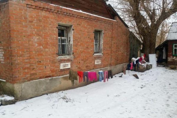 В прифронтовой зоне чудом удалось спасти детей от страшной смерти В прифронтовой зоне чудом удалось спасти детей от страшной смерти