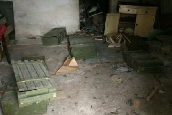 В зоне АТО обнаружили тайники с оружием и боеприпасами В зоне АТО обнаружили тайники с оружием и боеприпасами