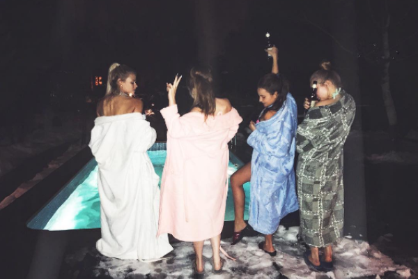 Внук Пугачевой закатывает шумные вечеринки в особняке Примадонны