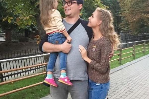 Кристина Асмус трогательно поздравила 3-летнюю дочь с днем рождения