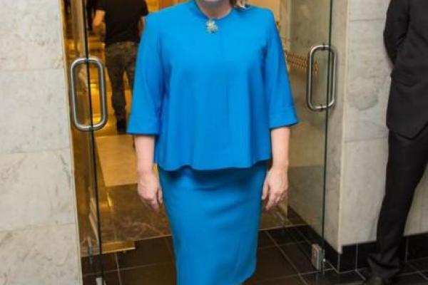 Как сегодня выглядит похудевшая певица Ева Польна