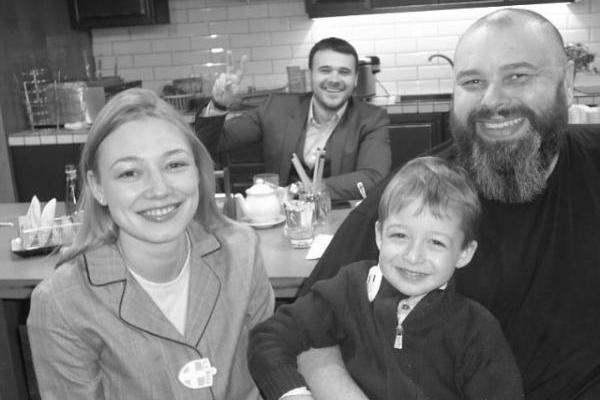 Актриса Оксана Акиньшина поразила публику внешним видом после родов