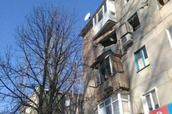 В Авдеевке в любой момент может рухнуть многоэтажка