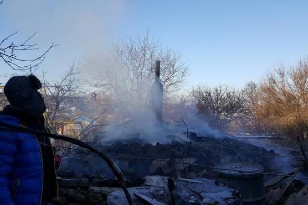 Ночной обстрел Авдеевки: в сети появились жуткие фото разрушений