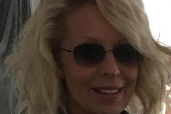 Фанаты шокированы внешностью звезды 90-х Натальи Ветлицкой