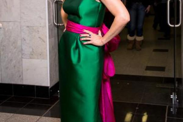 Певица Татьяна Буланова покорила публику шикарным нарядом Певица Татьяна Буланова покорила публику шикарным нарядом