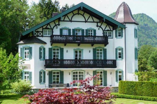 В сети опубликованы снимки "домика" Горбачева, за который он просит 7 млн евро В сети опубликованы снимки "домика" Горбачева, за который он просит 7 млн евро