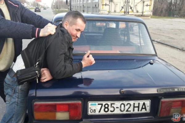 Знаменитого тренера убили в Запорожье: опубликованы эксклюзивные кадры с места трагедии Знаменитого тренера убили в Запорожье: опубликованы эксклюзивные кадры с места трагедии