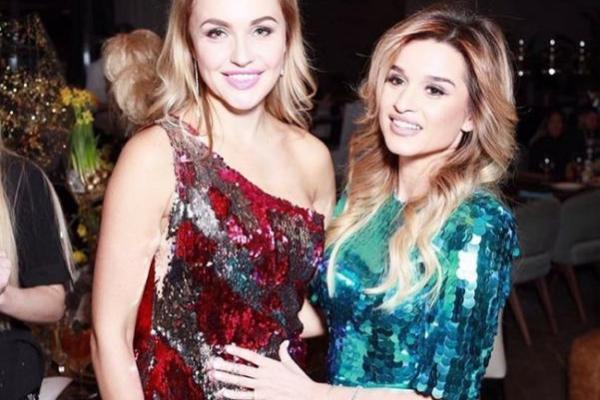 В Сети появились блестящие снимки со дня рождения Ксении Бородиной В Сети появились блестящие снимки со дня рождения Ксении Бородиной