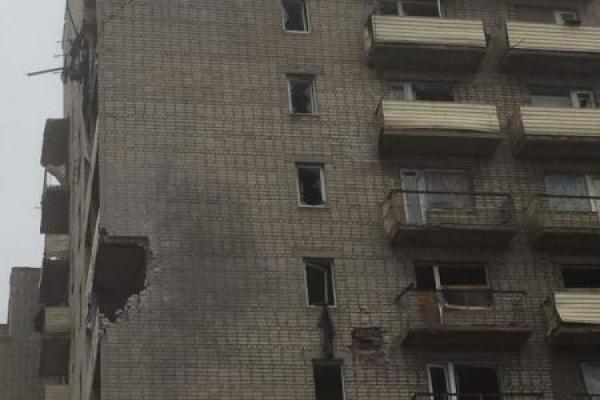 В Сети появились новые снимки последствий вчерашнего обстрела Авдеевки