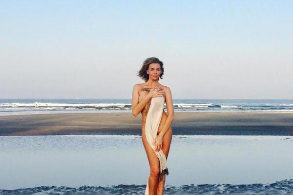 Актриса Любовь Толкалина поразила поклонников откровенным снимком на пляже Актриса Любовь Толкалина поразила поклонников откровенным снимком на пляже