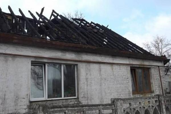 Ночной обстрел Петровского района Донецка: появились жуткие кадры Ночной обстрел Петровского района Донецка: появились жуткие кадры