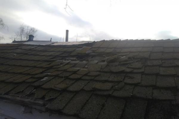 Боевики продолжают нарушать режим тишины: несколько мин попало в жилой район Новотроицкого