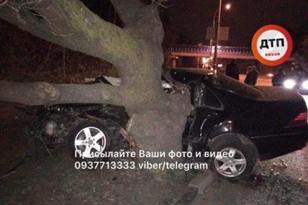 Под Киевом произошло страшное ДТП: есть погибшие