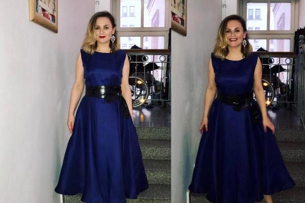 Певица Юлия Проскурякова поразила поклонников выбором наряда Певица Юлия Проскурякова поразила поклонников выбором наряда