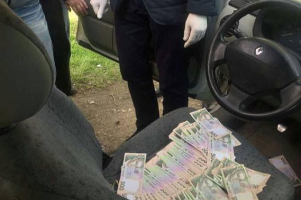 В Днепропетровской области правоохранители разоблачили депутатов-взяточников В Днепропетровской области правоохранители разоблачили депутатов-взяточников
