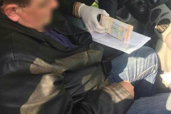 В Днепропетровской области правоохранители разоблачили депутатов-взяточников В Днепропетровской области правоохранители разоблачили депутатов-взяточников