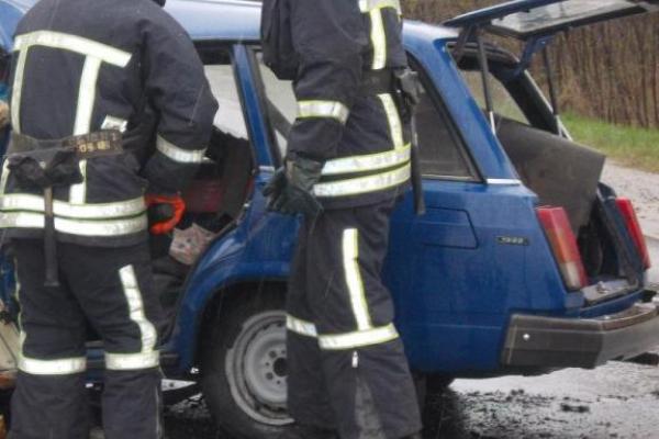 В Запорожской области произошло серьезное ДТП: погибло 3 человека В Запорожской области произошло серьезное ДТП: погибло 3 человека