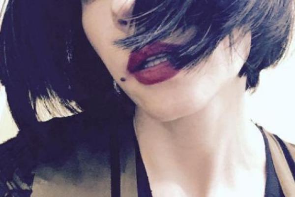 Светлана Ходченкова кардинально сменила имидж: поклонники не сразу узнали актрису Светлана Ходченкова кардинально сменила имидж: поклонники не сразу узнали актрису