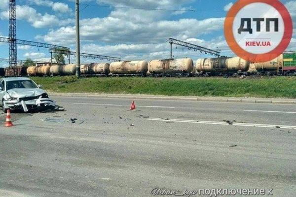 В Киеве произошло жуткое ДТП: появились кадры В Киеве произошло жуткое ДТП: появились кадры