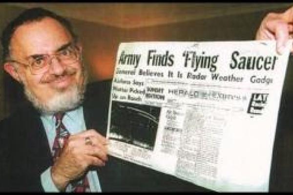 Ученый привел новые доказательства посещения пришельцами нашей планеты Ученый привел новые доказательства посещения пришельцами нашей планеты