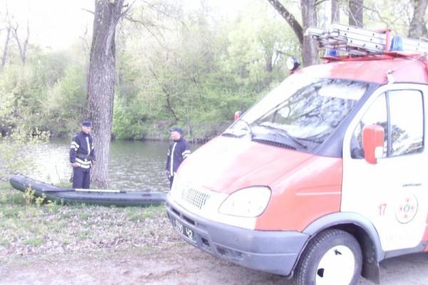 В Хмельницкой области спасатели обнаружили в воде труп 56-летней женщины В Хмельницкой области спасатели обнаружили в воде труп 56-летней женщины