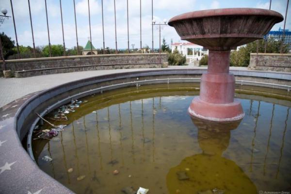 Ответ Захаровой: в сети показали фото "процветающего" Крыма Ответ Захаровой: в сети показали фото "процветающего" Крыма