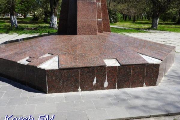 Ответ Захаровой: в сети показали фото "процветающего" Крыма Ответ Захаровой: в сети показали фото "процветающего" Крыма