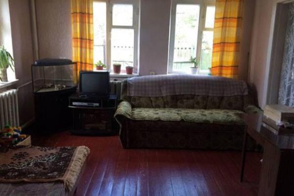 В Краматорске горе-мать бросила ребенка в траве