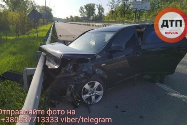 По Киевом произошло жуткое ДТП с пострадавшими По Киевом произошло жуткое ДТП с пострадавшими
