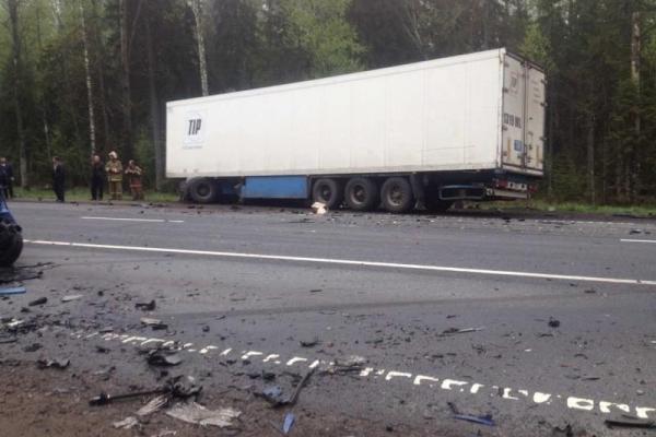 В жутком ДТП в России погибли 5 украинцев: появились фото с места трагедии