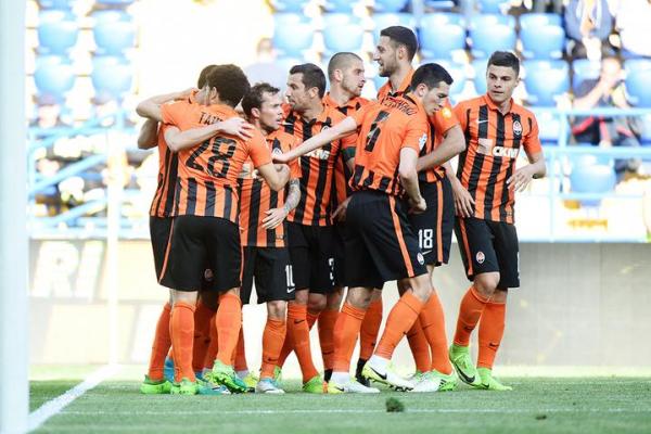 Премьер-лига Украины: Шахтер досрочно оформил чемпионство Премьер-лига Украины: Шахтер досрочно оформил чемпионство