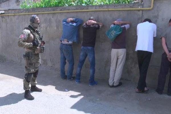 В Одессе правоохранители задержали сбытчиков метадона В Одессе правоохранители задержали сбытчиков метадона