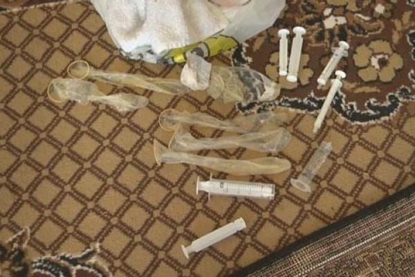 В Одессе правоохранители задержали сбытчиков метадона В Одессе правоохранители задержали сбытчиков метадона