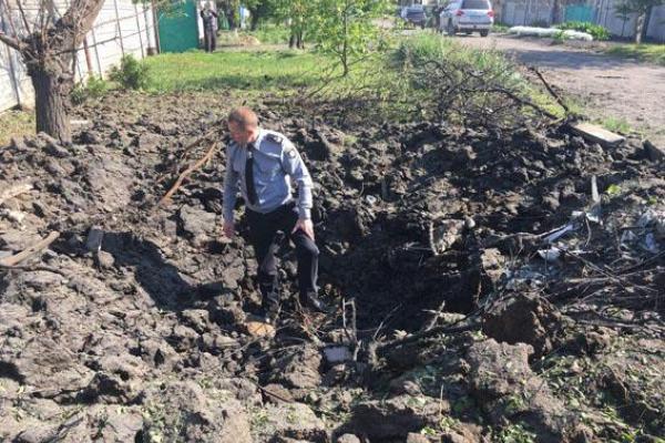 Появились кадры разрушений в Красногоровке, которая попала под жестокий обстрел боевиков