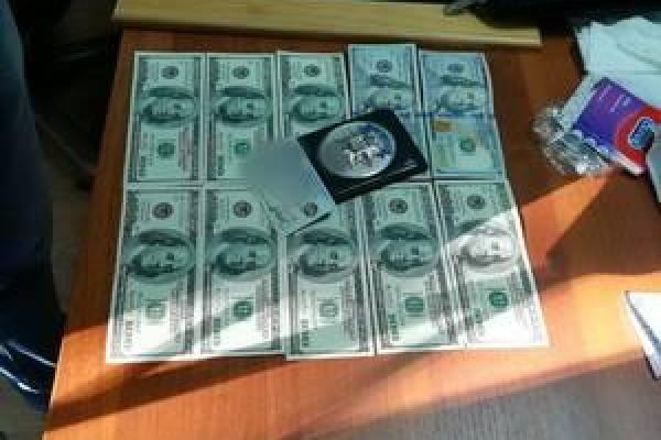 СБУ задержала харьковского полицейского за вымогательство и пытки СБУ задержала харьковского полицейского за вымогательство и пытки