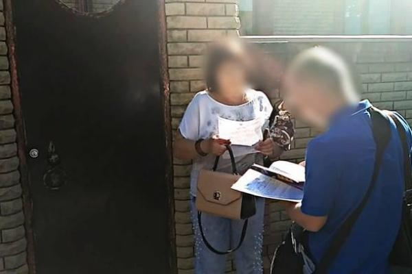 Женщина-медик из Константиновки передавала информацию о ВСУ своему мужу - боевику "ДНР" Женщина-медик из Константиновки передавала информацию о ВСУ своему мужу - боевику "ДНР"