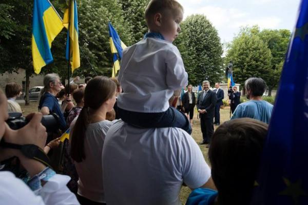 Порошенко: Возвращаюсь из Парижа с твердым ощущением, что Франция с нами Порошенко: Возвращаюсь из Парижа с твердым ощущением, что Франция с нами