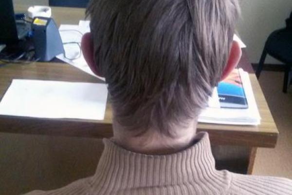 Задержан харьковчанин, который украл у пенсионера гривны, доллары и технику Задержан харьковчанин, который украл у пенсионера гривны, доллары и технику