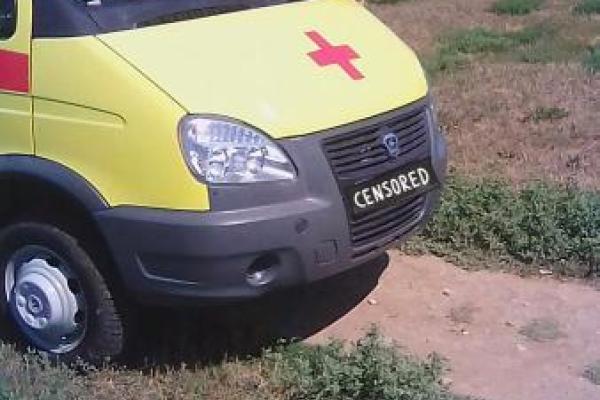 В Армянске в 200 м от больницы на глазах у прохожих умер мужчина, не дождавшись "скорую" В Армянске в 200 м от больницы на глазах у прохожих умер мужчина, не дождавшись "скорую"