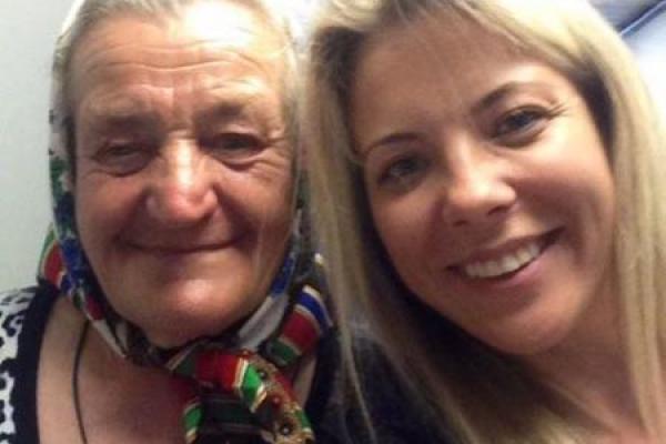 Фото бабушек, занявших весь самолет в аэропорту "Борисполь", взорвало сеть Фото бабушек, занявших весь самолет в аэропорту "Борисполь", взорвало сеть