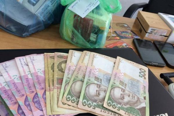 Зэк из "ДНР" организовал преступную группу, которая зарабатывала на онкобольных детях Зэк из "ДНР" организовал преступную группу, которая зарабатывала на онкобольных детях