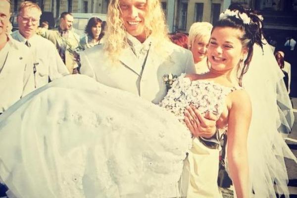 Наташа Королева показала свадебный снимок, сделанный 14 лет назад Наташа Королева показала свадебный снимок, сделанный 14 лет назад